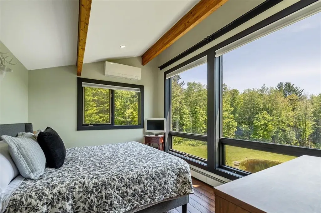 474 Hollow View Stowe VT 05672