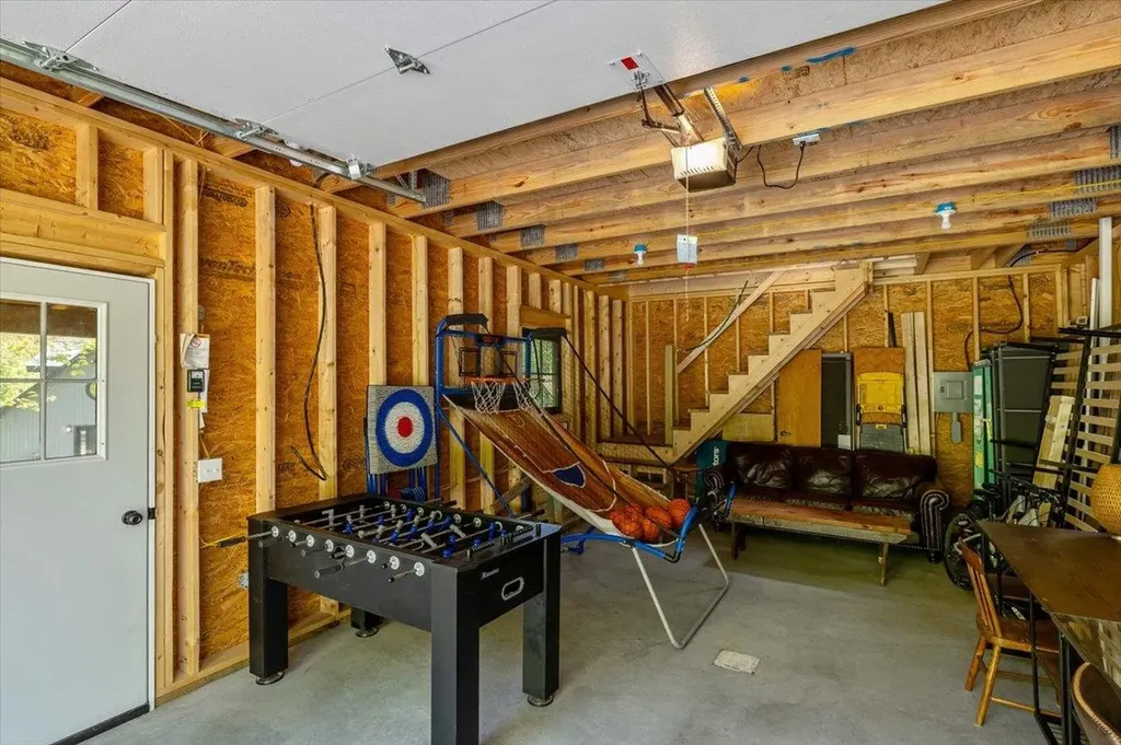 474 Hollow View Stowe VT 05672