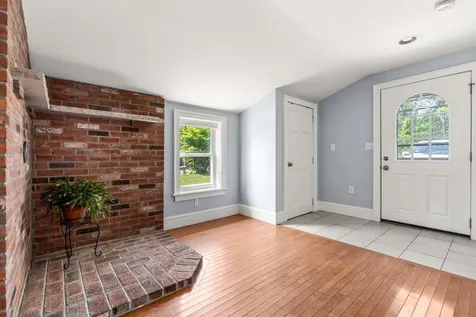 20 Circuit Drive Kingston NH 03848