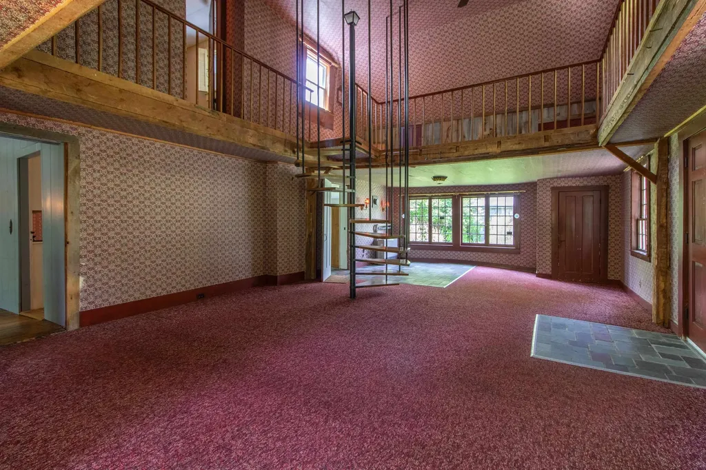 637 Vt Route 111 Derby VT 05829