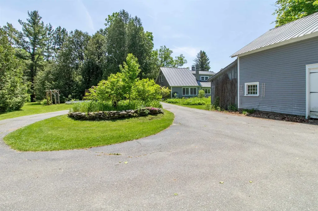 637 Vt Route 111 Derby VT 05829