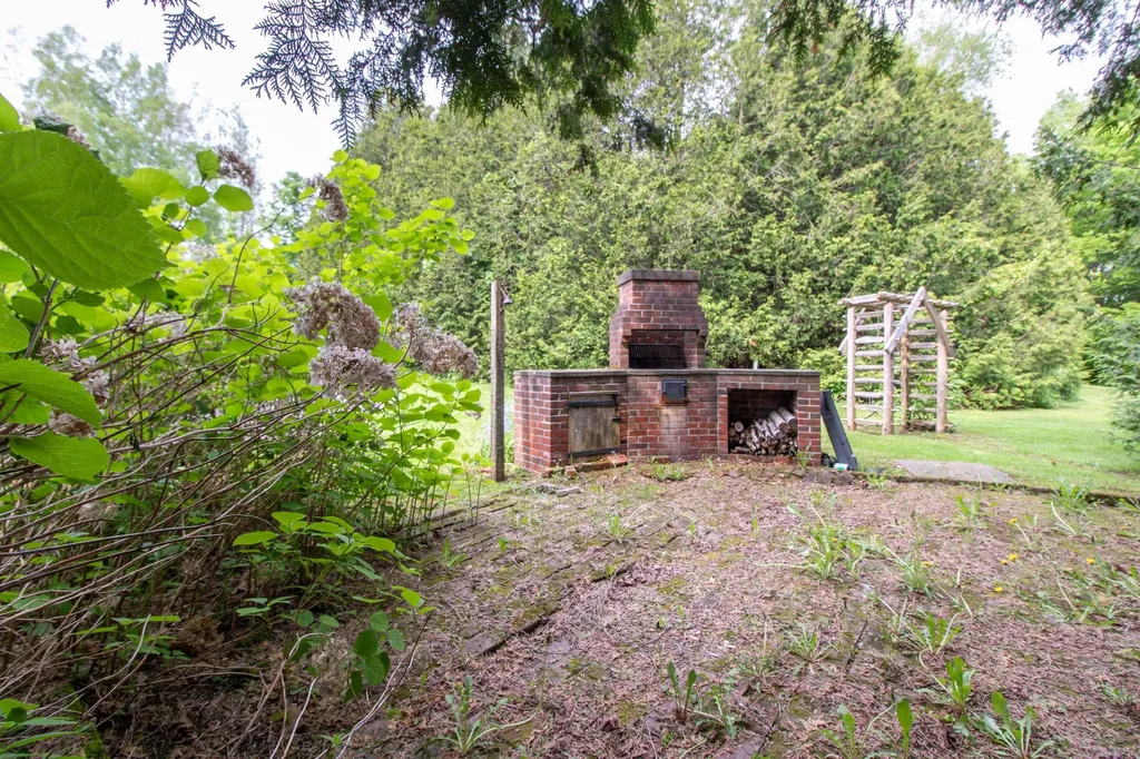 637 Vt Route 111 Derby VT 05829