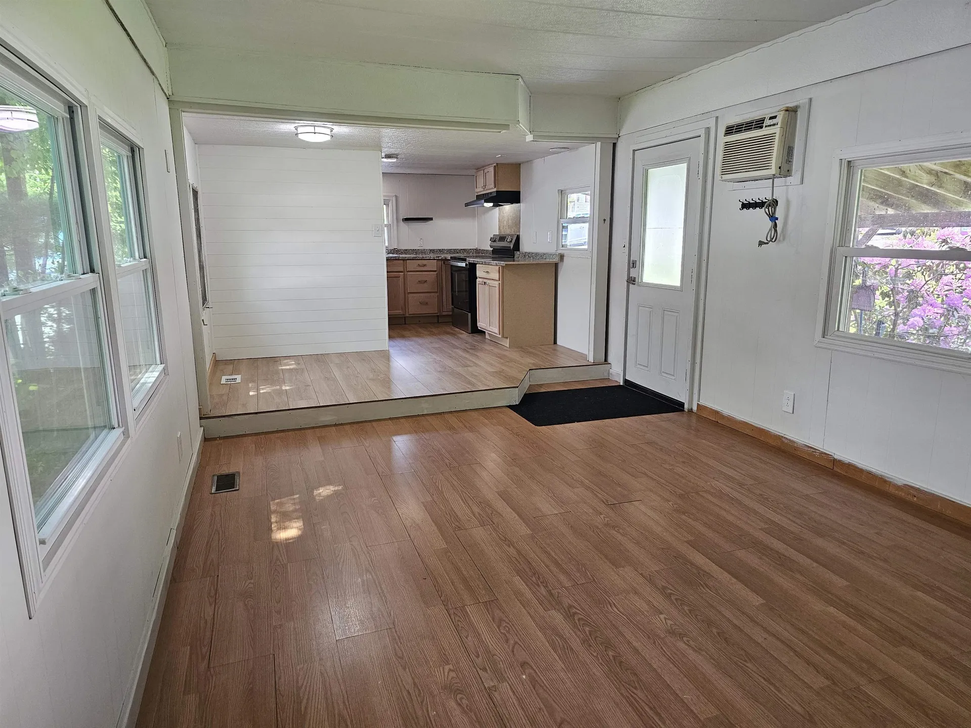 28 Madison Place Claremont NH 03743