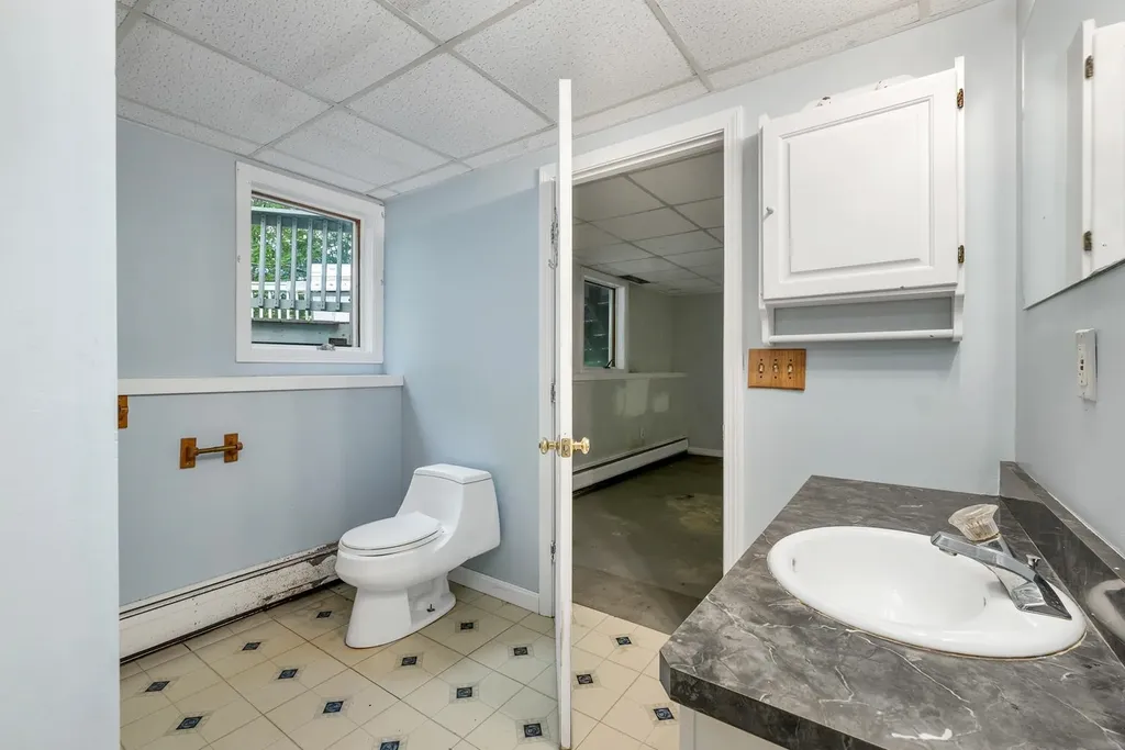 161 Frank C Gilman Highway Alton NH 03809