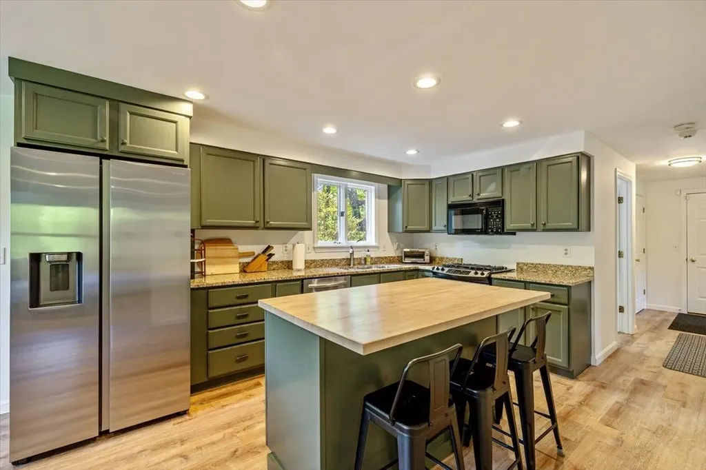 165 Golf Course Road Warren VT 05674