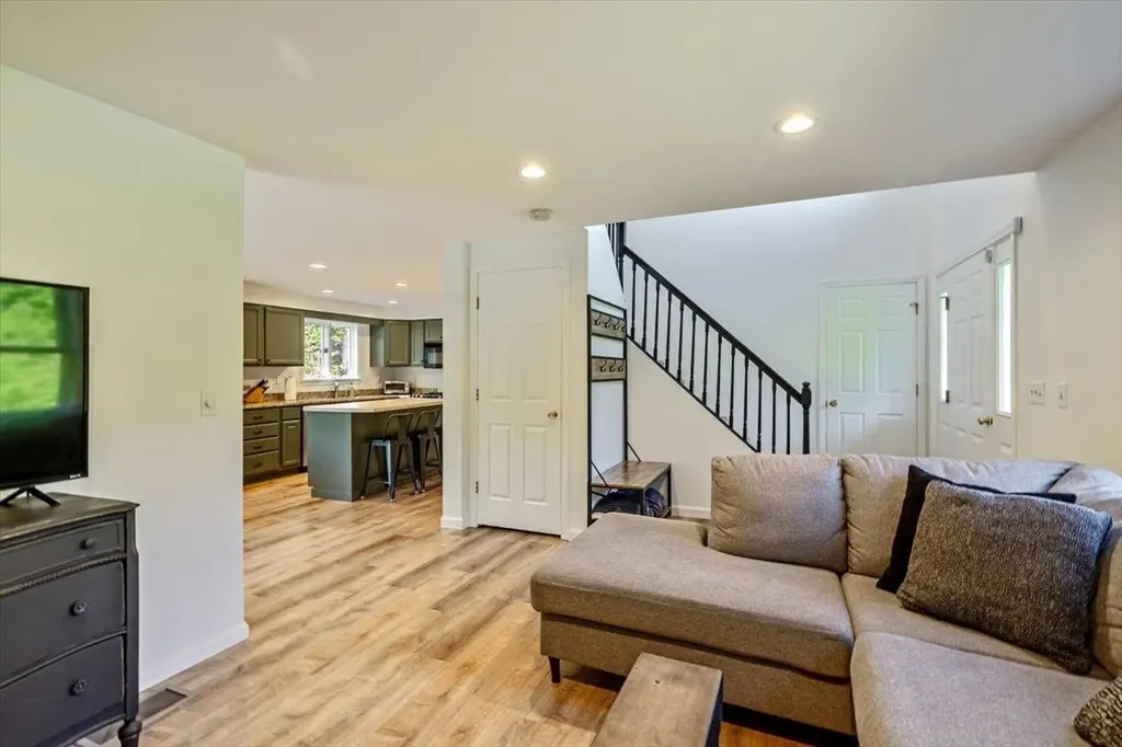 165 Golf Course Road Warren VT 05674