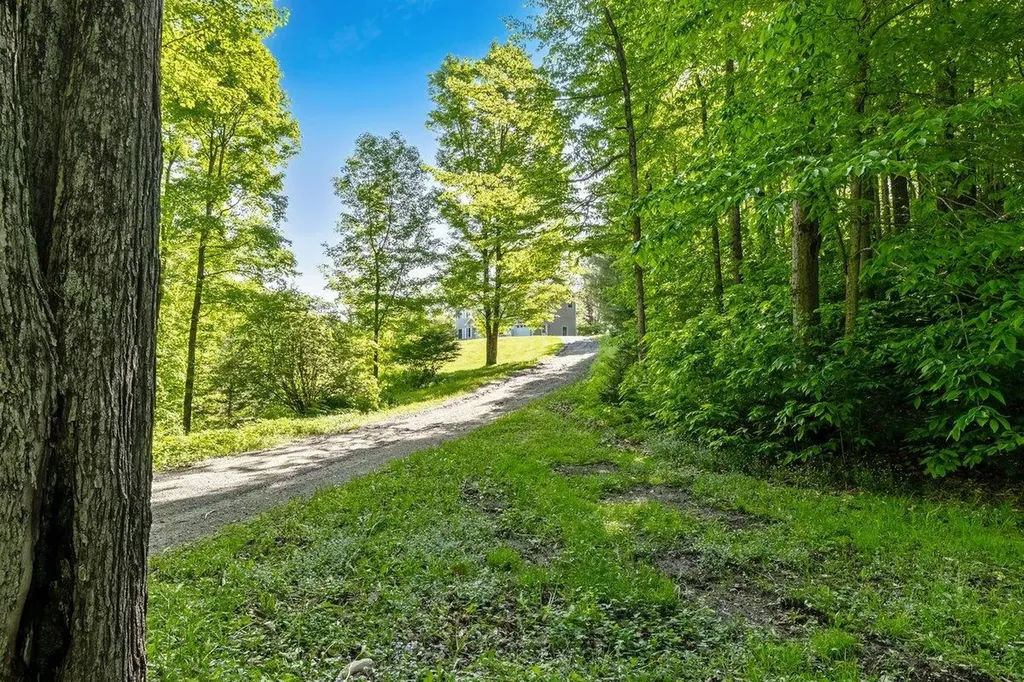 165 Golf Course Road Warren VT 05674