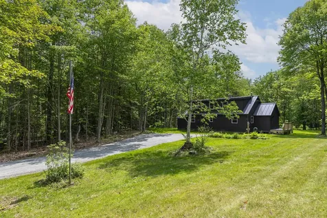 20 Armstrong Lane Cavendish VT 05142