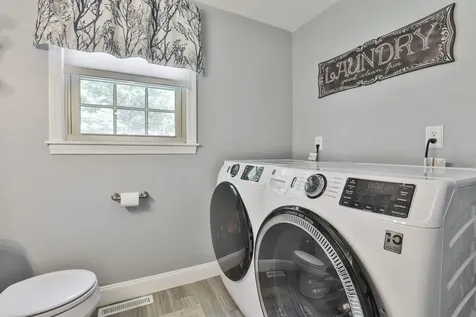 9 Macdonald Drive Nashua NH 03062