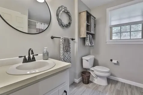 9 Macdonald Drive Nashua NH 03062