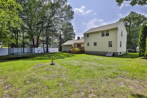 9 Macdonald Drive Nashua NH 03062