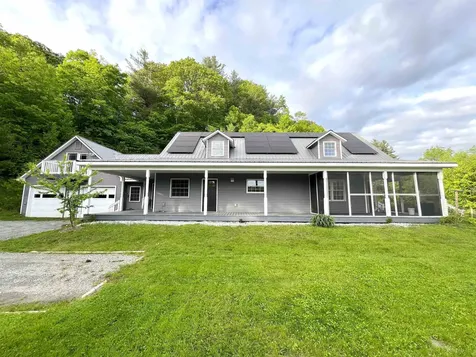 272 Pumpkin Harbor Road Cambridge VT 05444