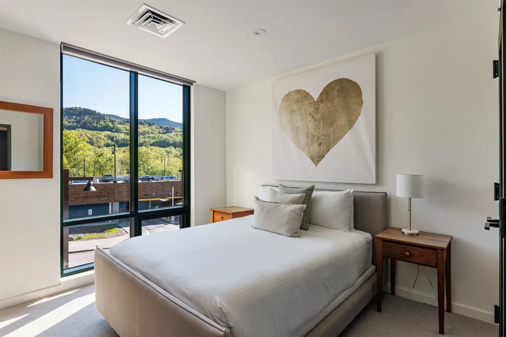 69 Hourglass Drive Stowe VT 05672