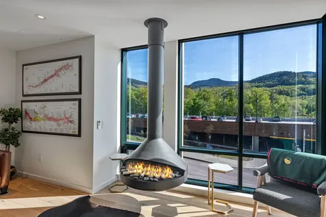 69 Hourglass Drive Stowe VT 05672
