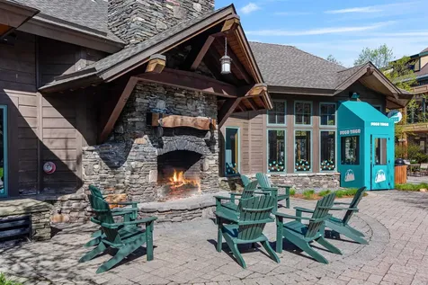 69 Hourglass Drive Stowe VT 05672