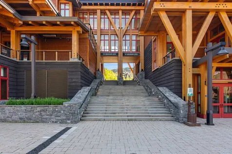 69 Hourglass Drive Stowe VT 05672