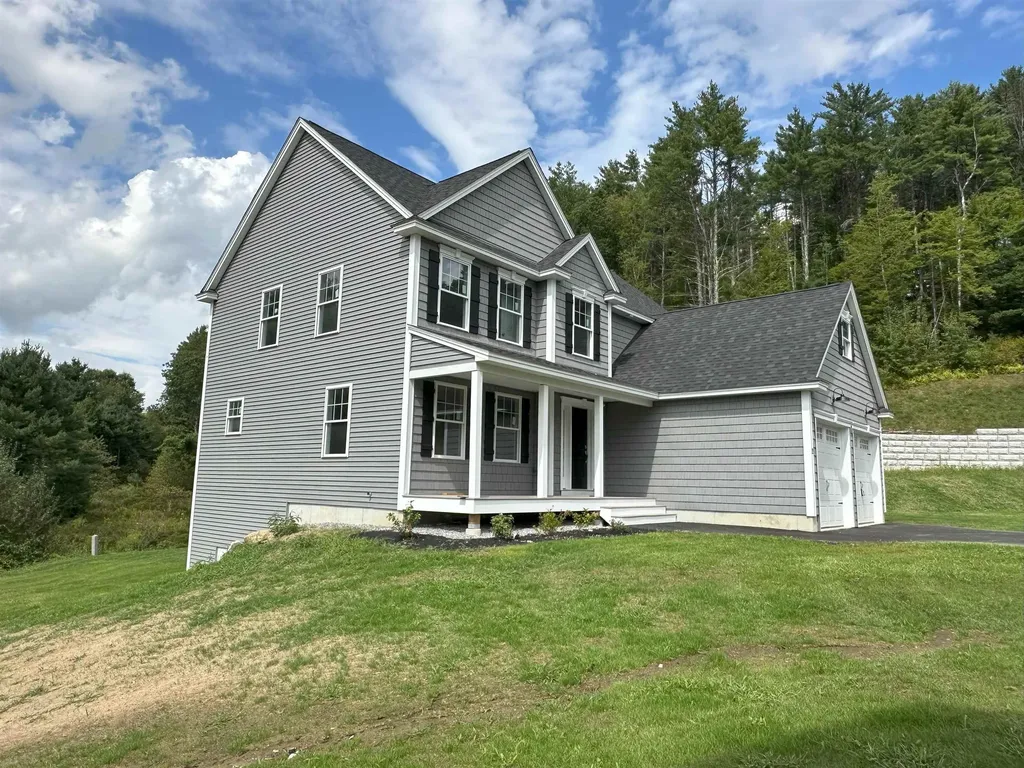 22 Shelburne Lane Concord NH 03301