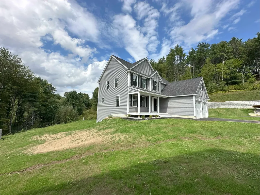 22 Shelburne Lane Concord NH 03301