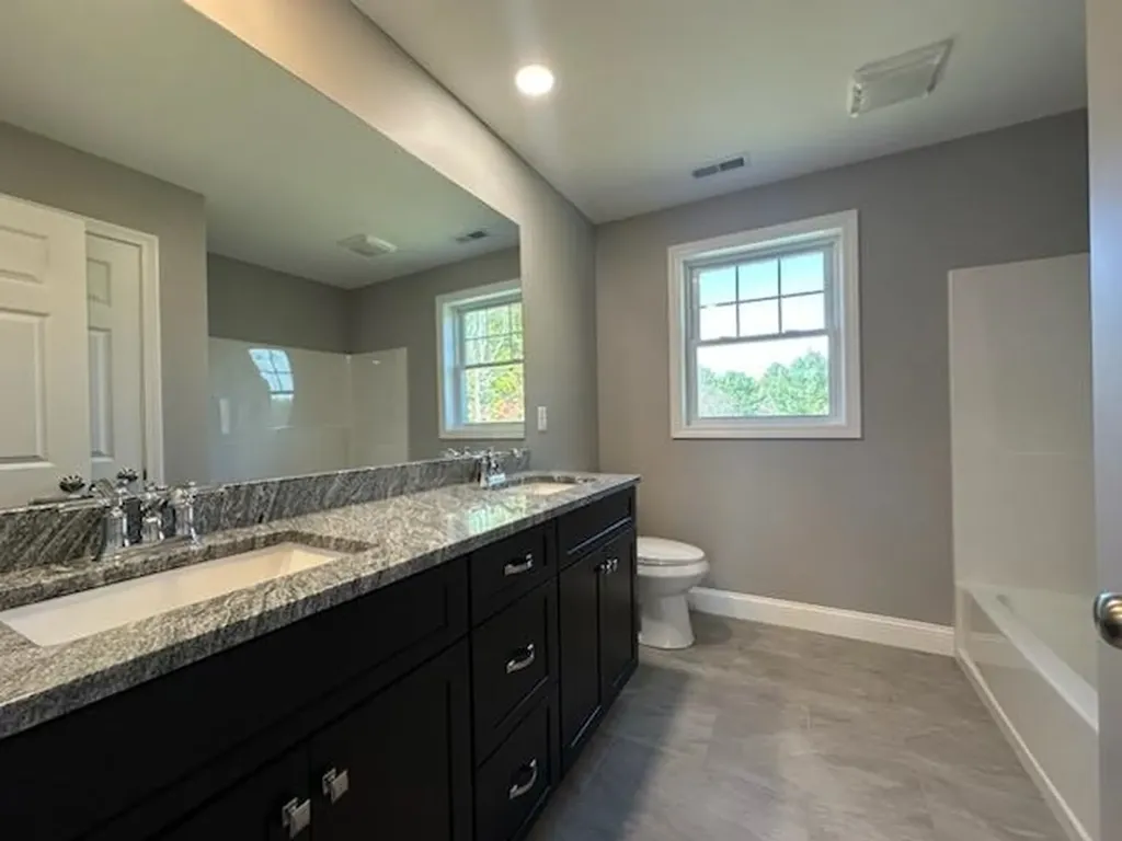 22 Shelburne Lane Concord NH 03301