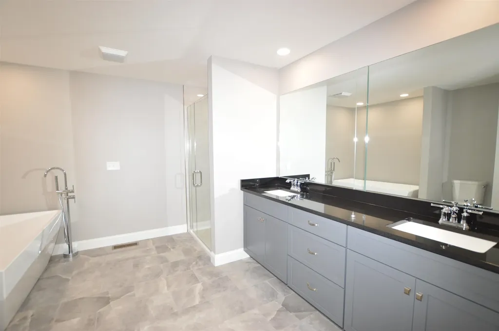 22 Shelburne Lane Concord NH 03301