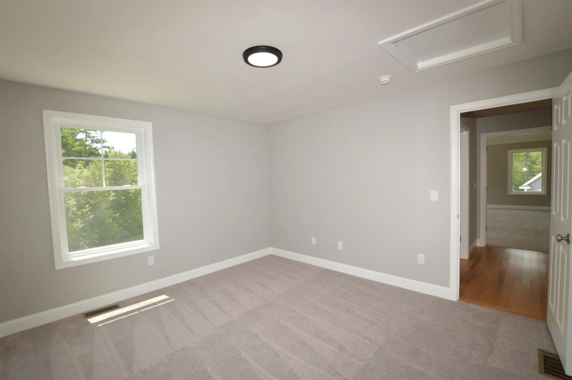 22 Shelburne Lane Concord NH 03301