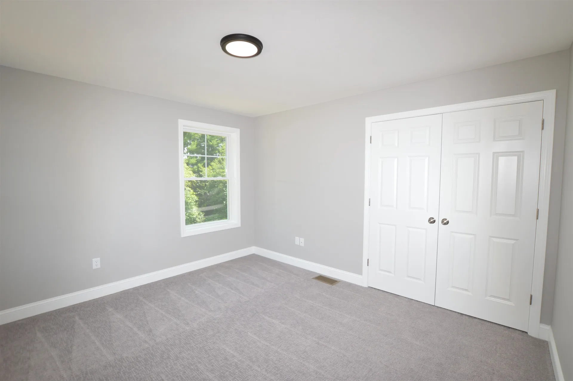 22 Shelburne Lane Concord NH 03301