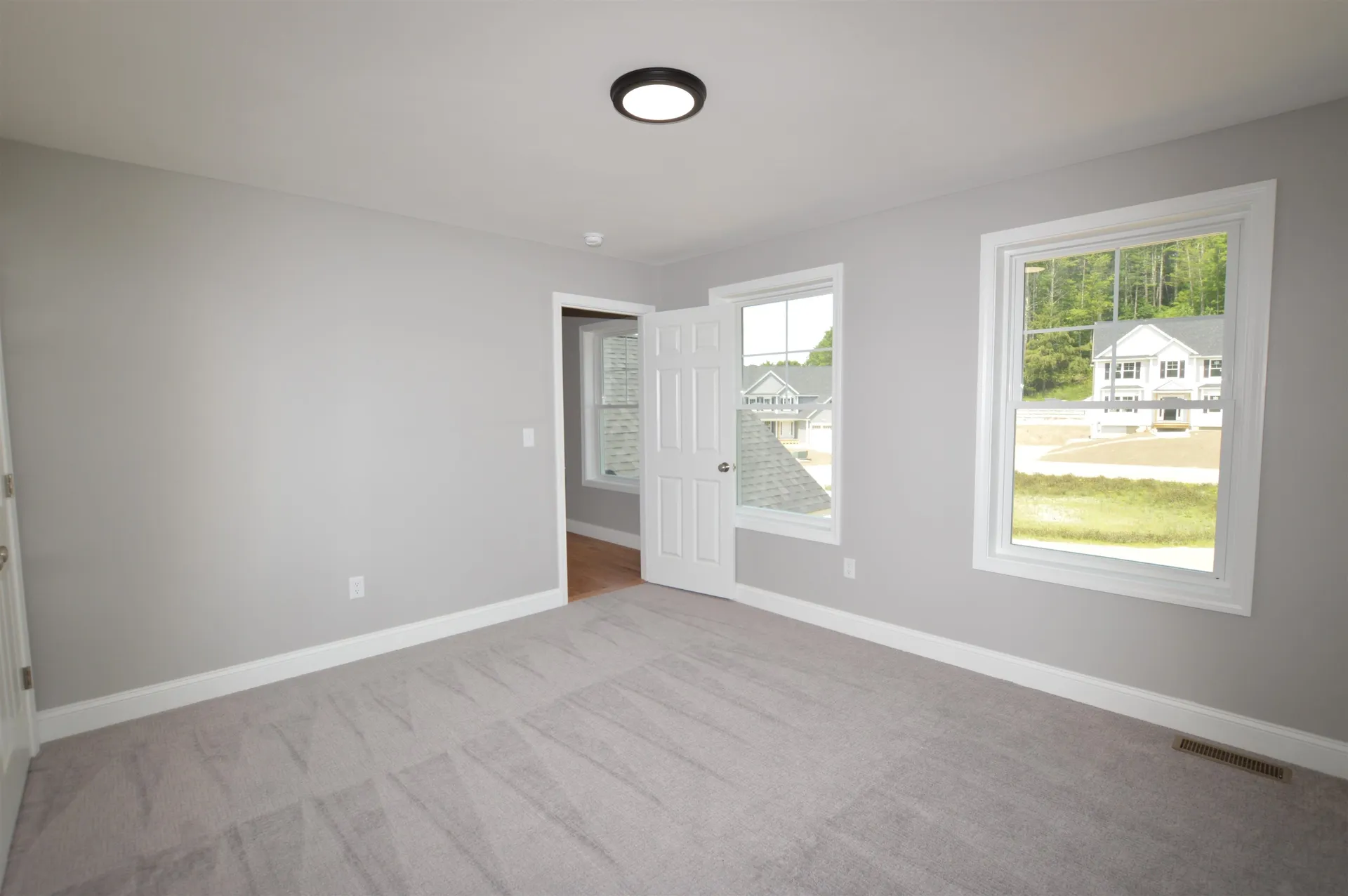 22 Shelburne Lane Concord NH 03301