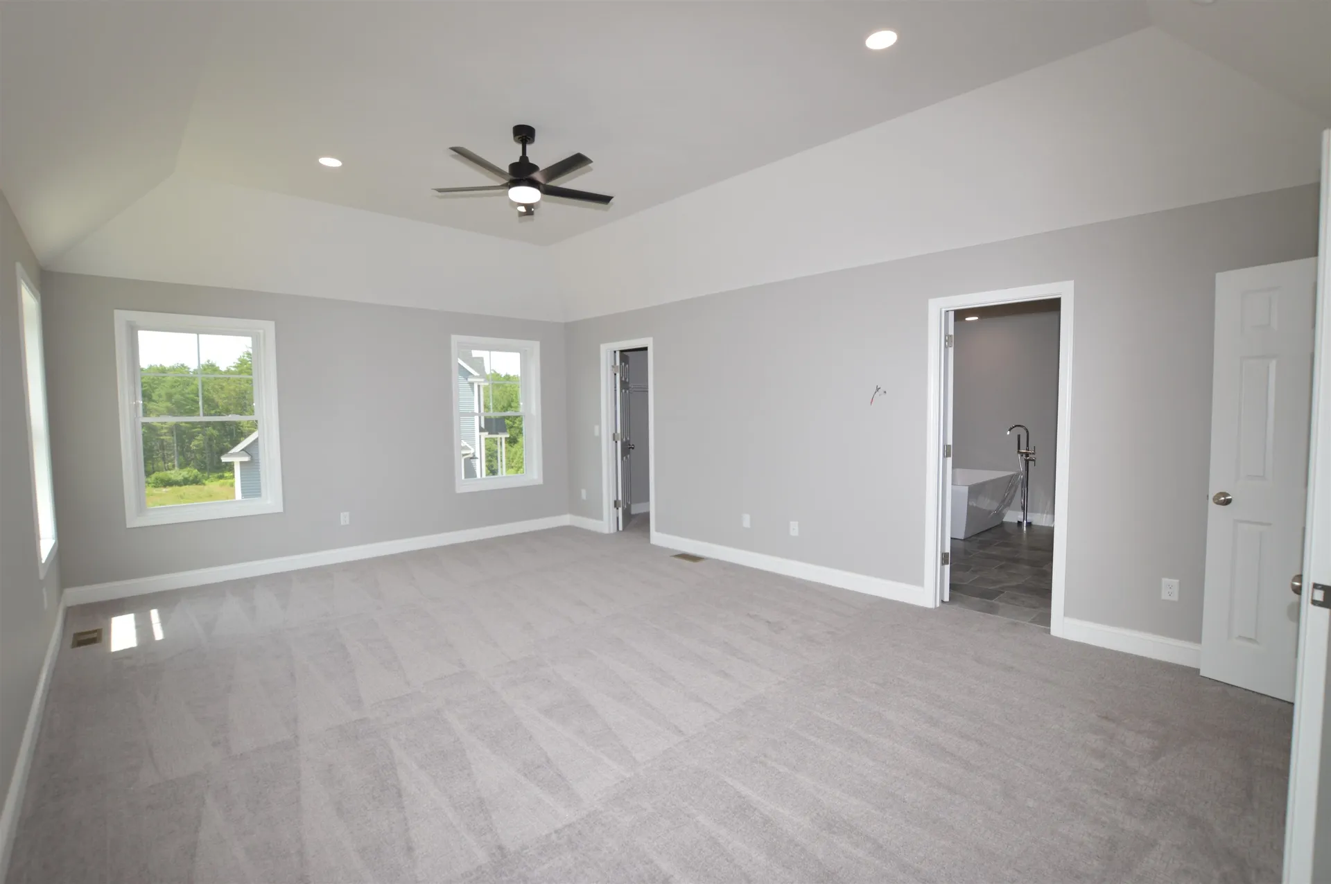 22 Shelburne Lane Concord NH 03301