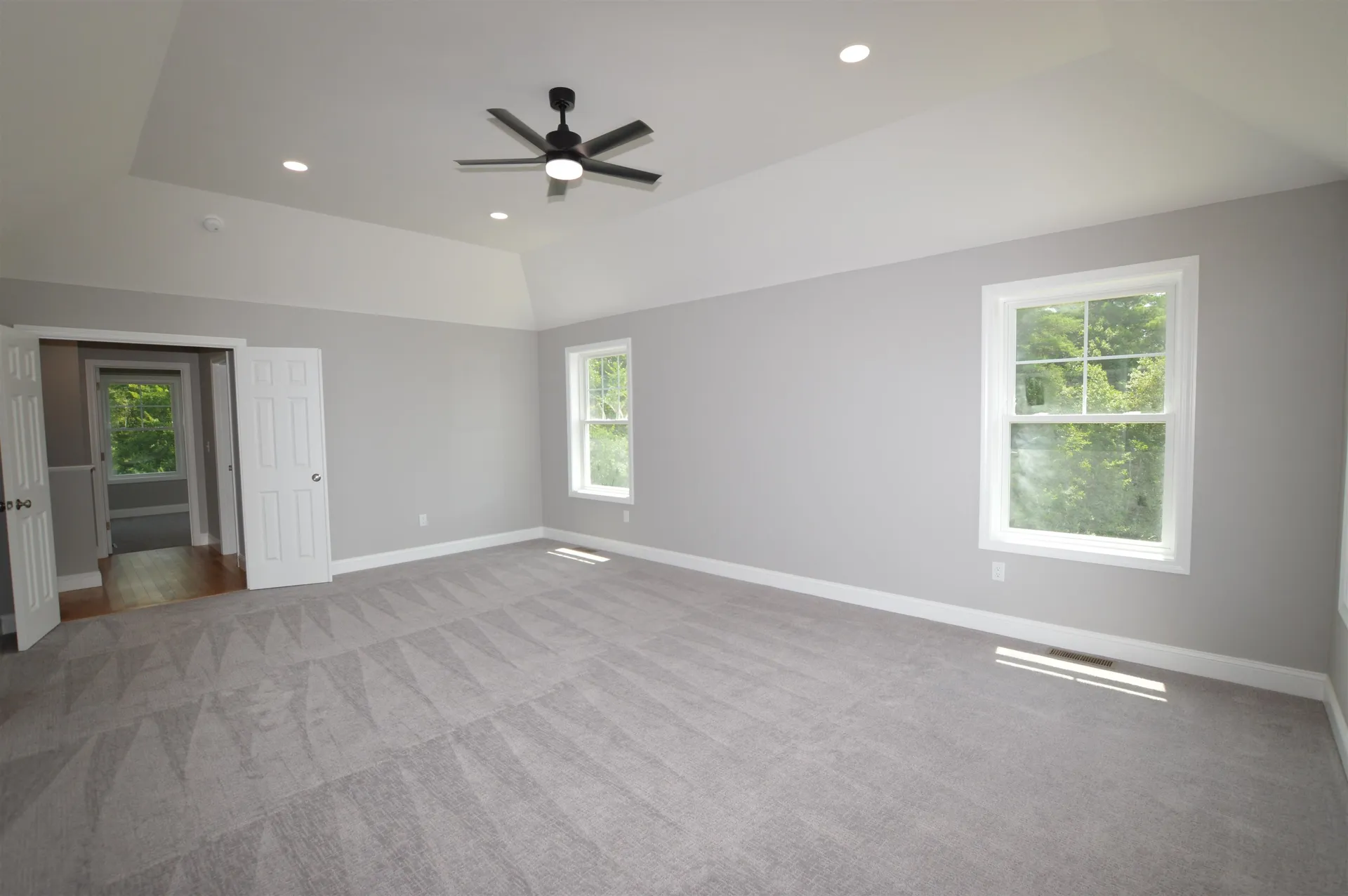 22 Shelburne Lane Concord NH 03301