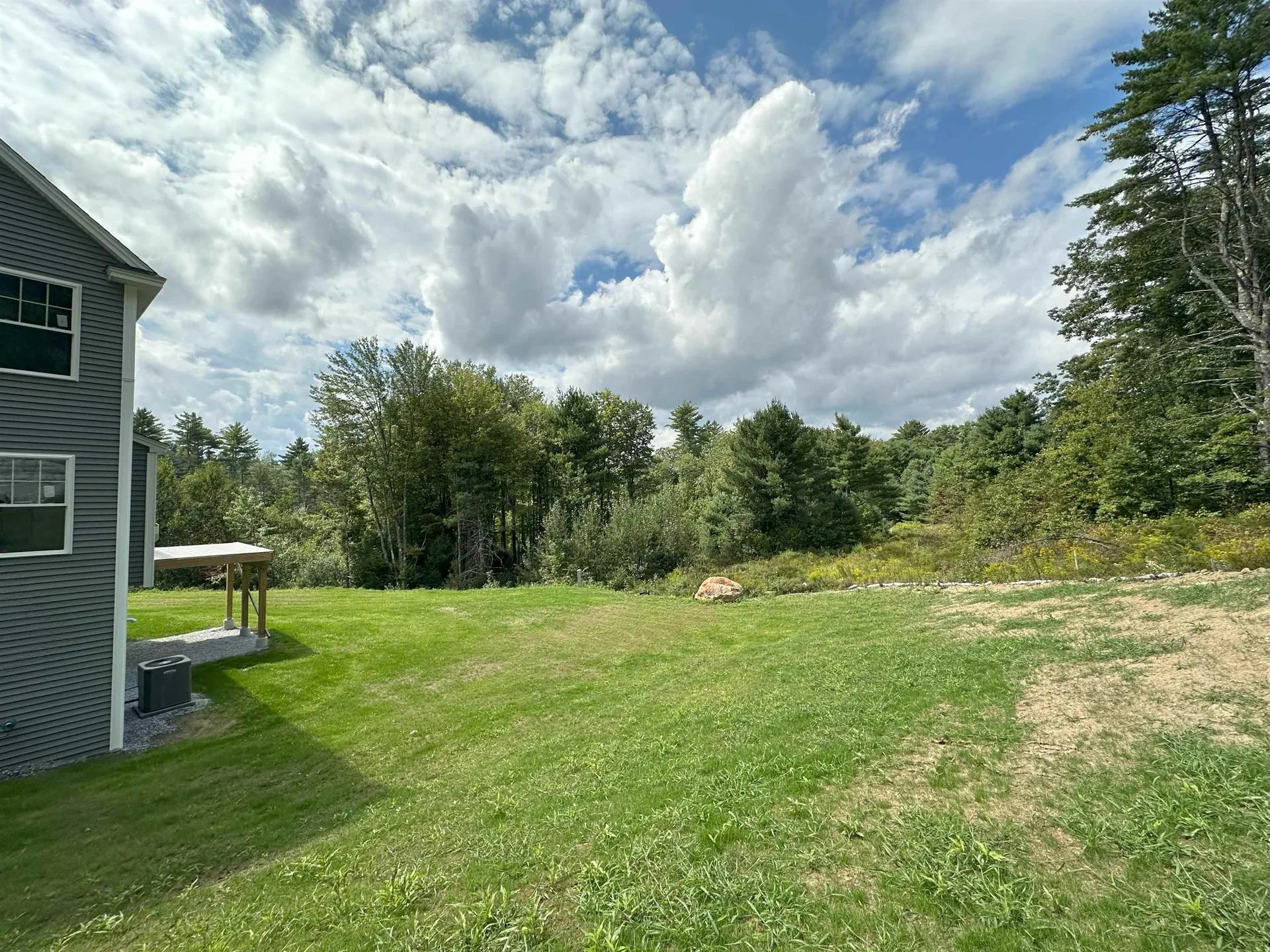 22 Shelburne Lane Concord NH 03301