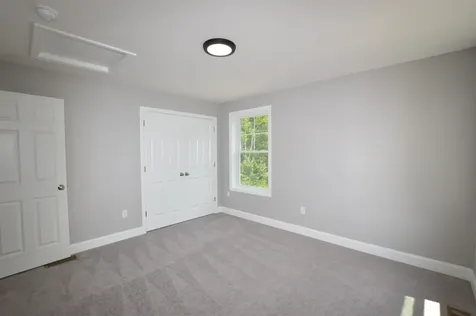 22 Shelburne Lane Concord NH 03301