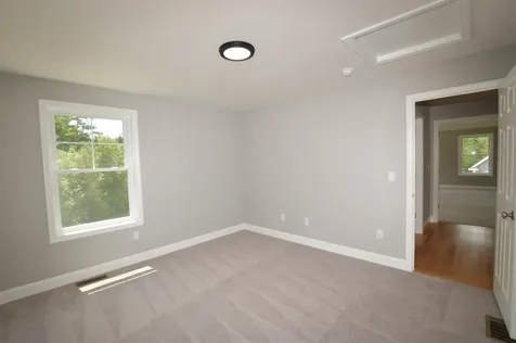 22 Shelburne Lane Concord NH 03301