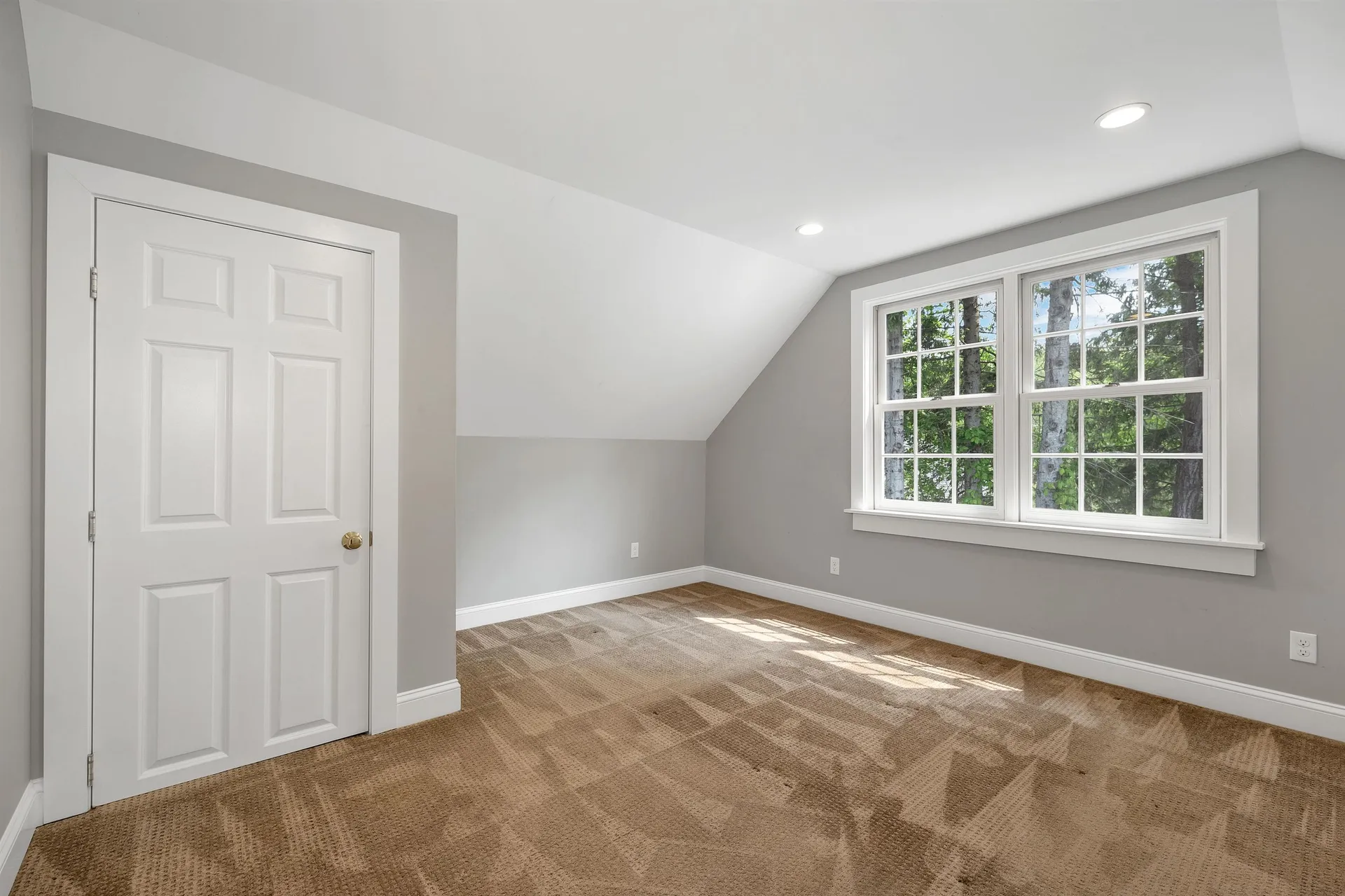 12 Ridgewood Terrace Exeter NH 03833