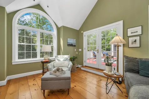 12 Ridgewood Terrace Exeter NH 03833