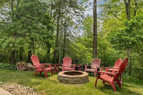 12 Ridgewood Terrace Exeter NH 03833