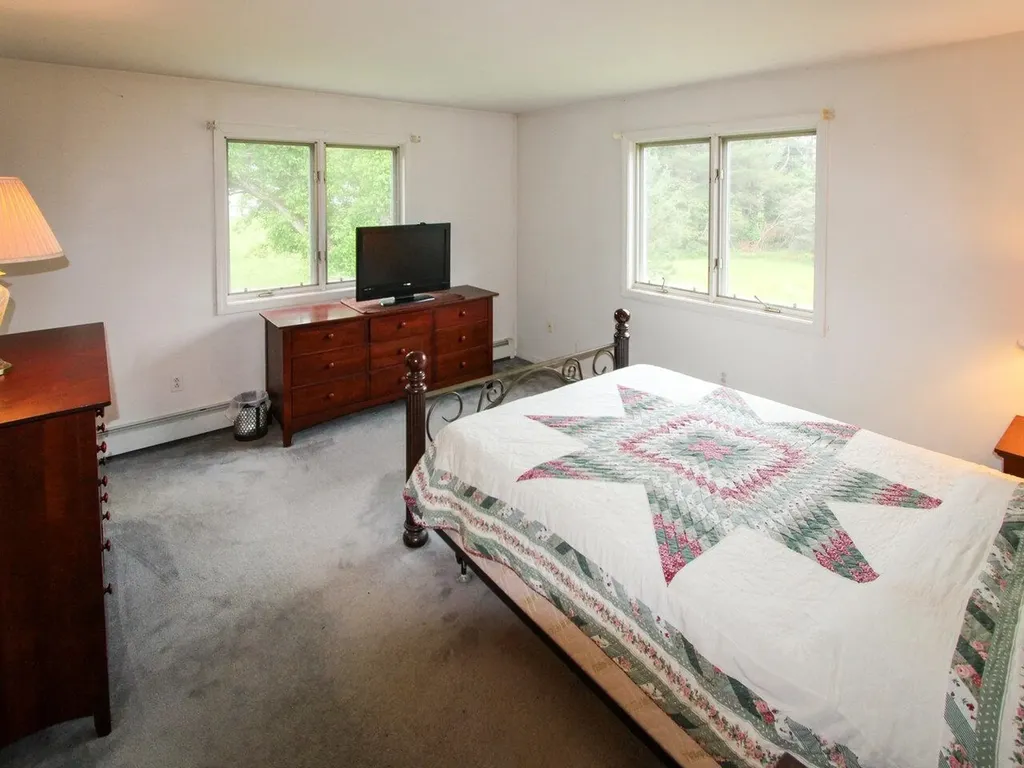 11 Wheeler Lane Richmond VT 05477