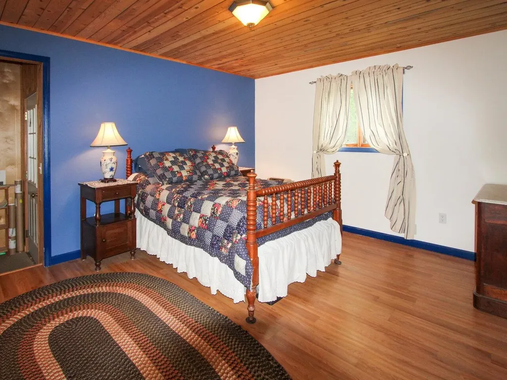 11 Wheeler Lane Richmond VT 05477