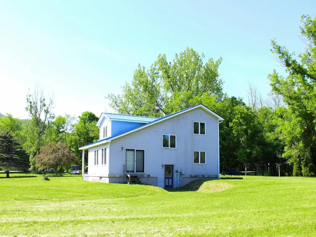 11 Wheeler Lane Richmond VT 05477