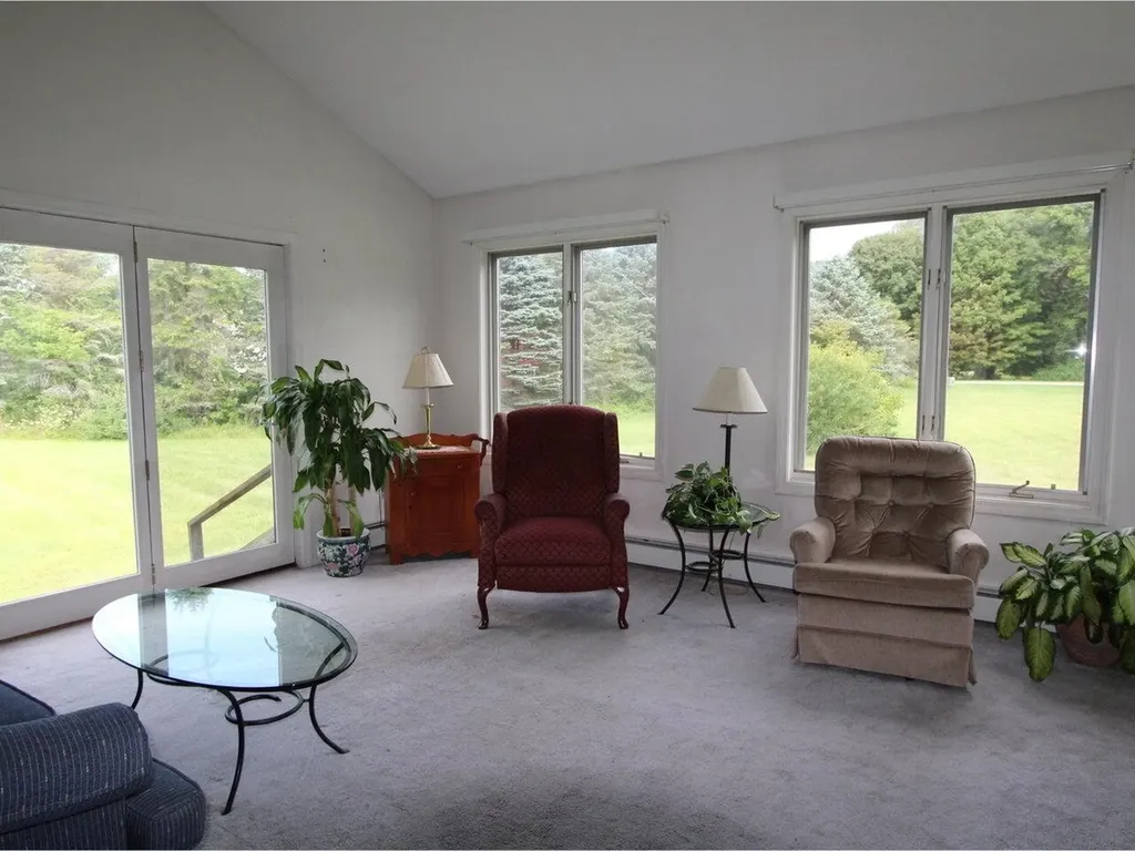 11 Wheeler Lane Richmond VT 05477