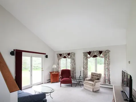 11 Wheeler Lane Richmond VT 05477