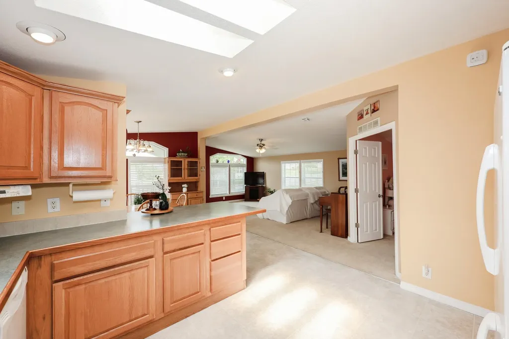 21 Mountain View Drive Franklin NH 03235