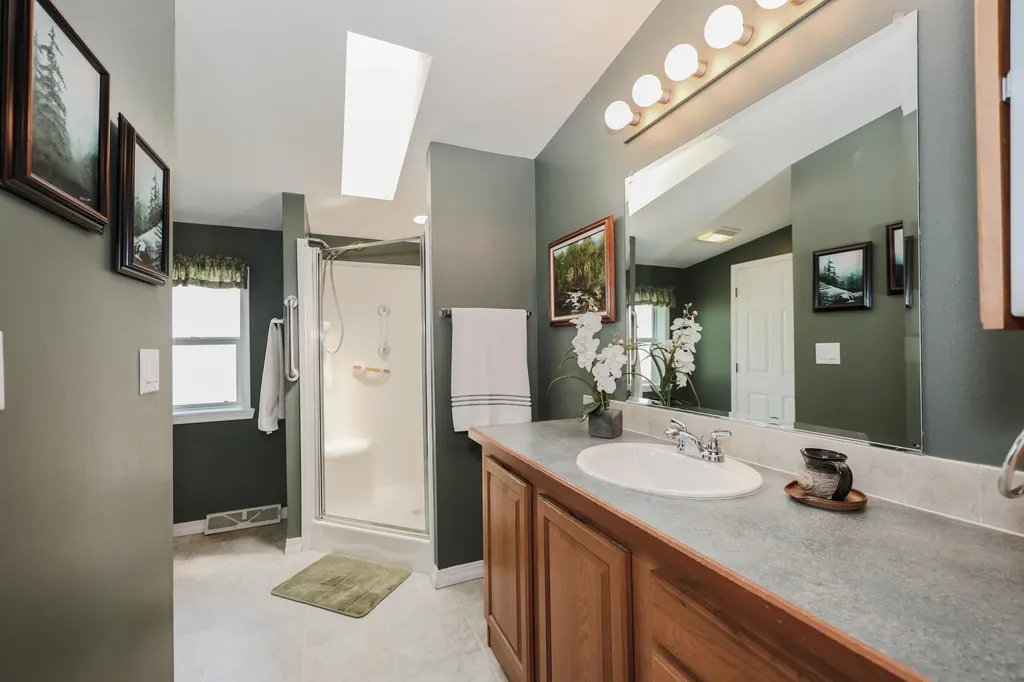 21 Mountain View Drive Franklin NH 03235