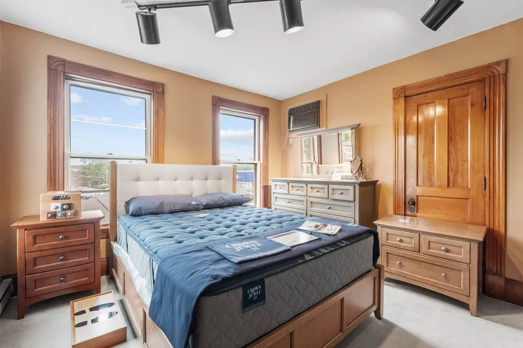 460 Union Avenue Laconia NH 03246