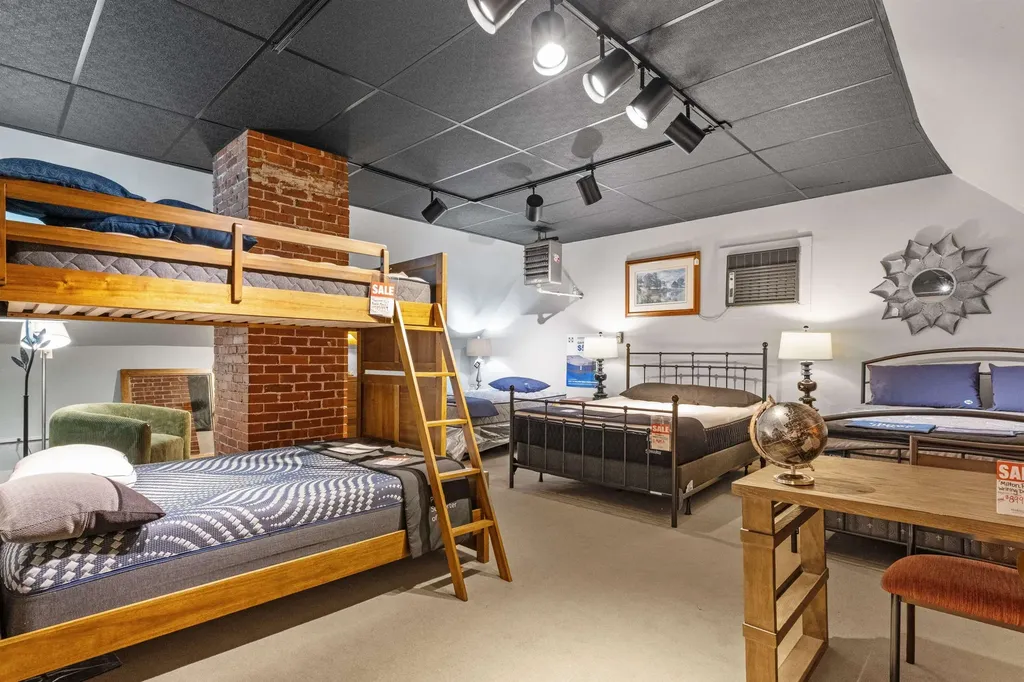 460 Union Avenue Laconia NH 03246