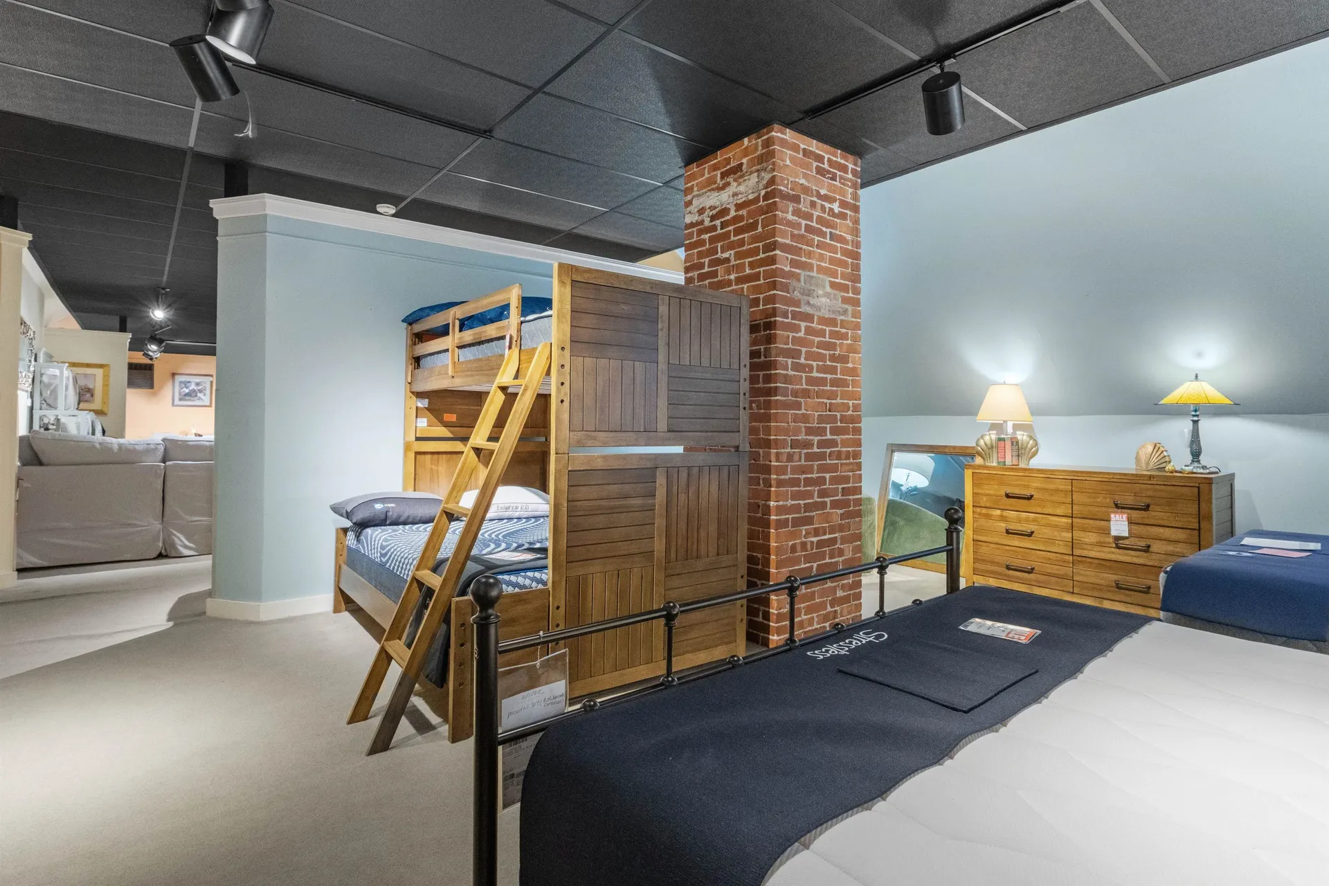 460 Union Avenue Laconia NH 03246