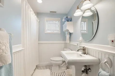 30 Ancient Highway Hampton NH 03842