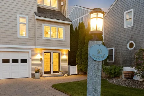 30 Ancient Highway Hampton NH 03842