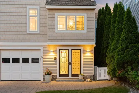 30 Ancient Highway Hampton NH 03842