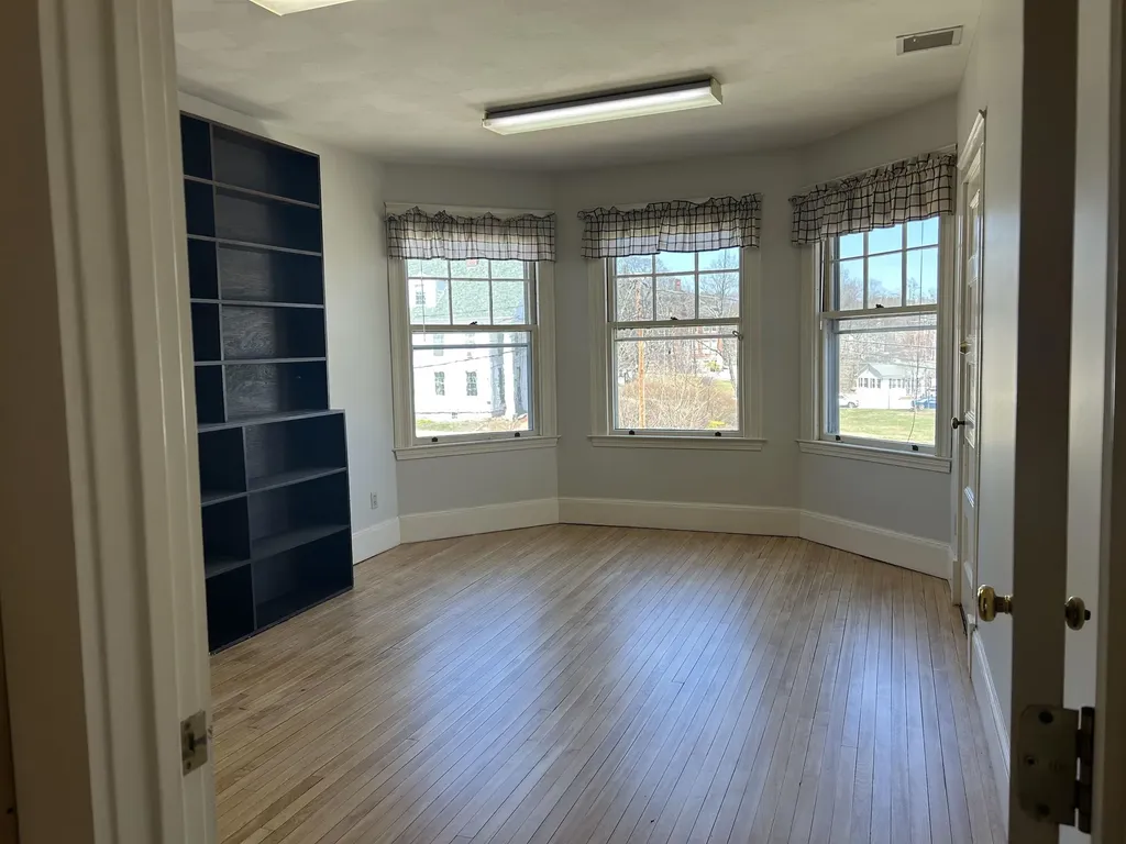 15 Union Street Milford NH 03055