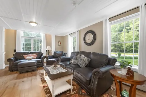 31 Pine Mill Drive Tuftonboro NH 03816